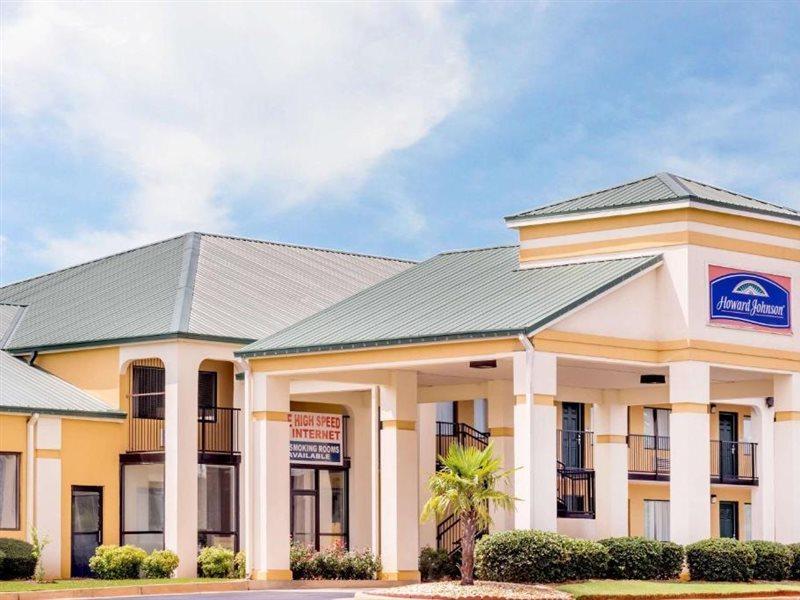Howard Johnson By Wyndham Perry Ga Exterior photo
