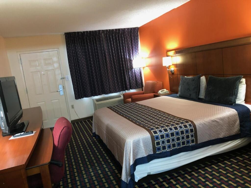 Howard Johnson By Wyndham Perry Ga Exterior photo
